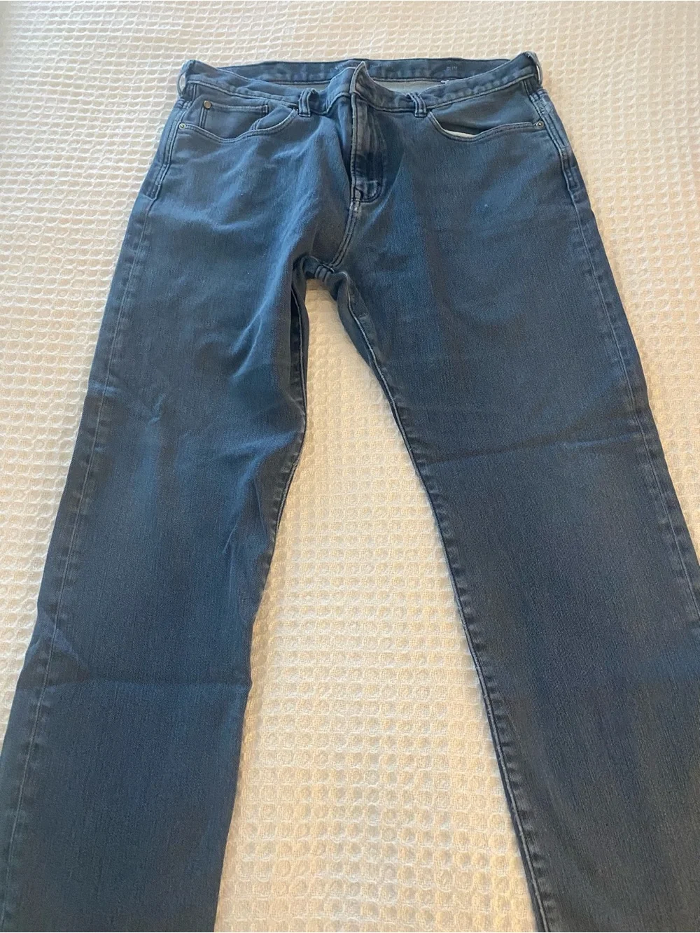 Banana Republic Men's Traveler Straight-Leg Blue Jeans 38x32